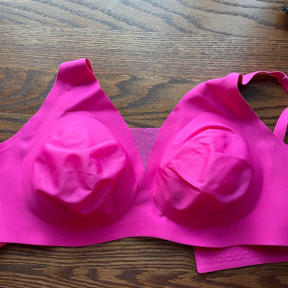 Knix Revolution Shadow magenta wireless bra size XXL (40A, 40B, 40C)